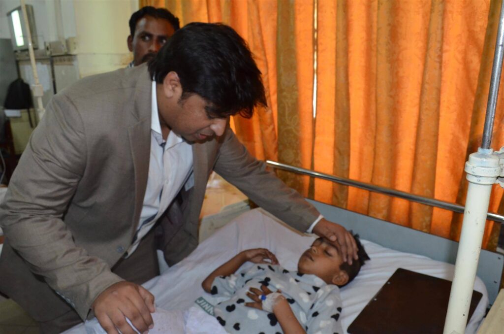Hospital Visit to Victims of Lahore Church Bombings